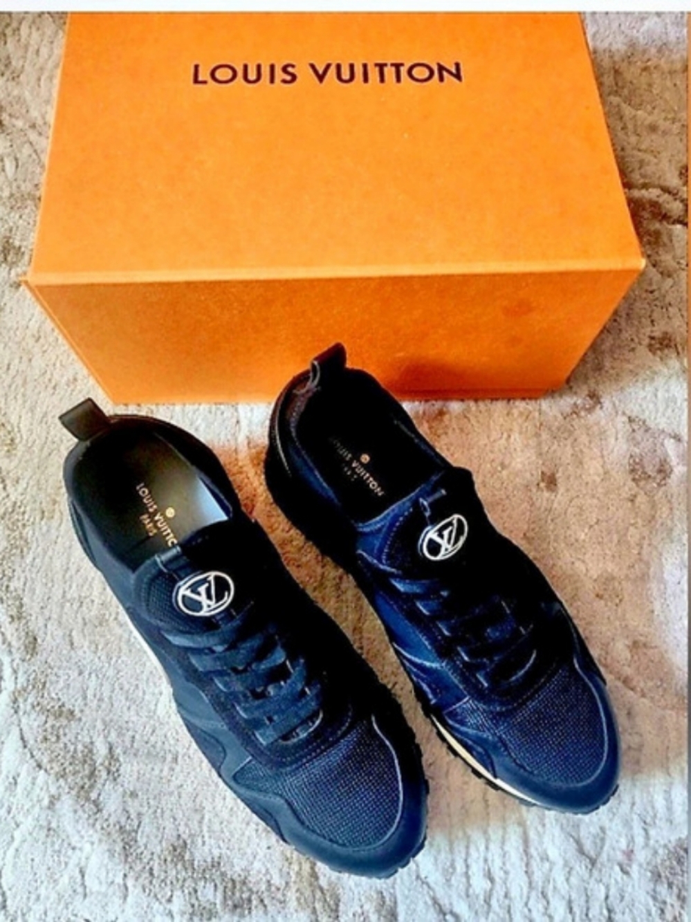 Authentic Louis Vuitton Run Away Sneaker Black Size 40